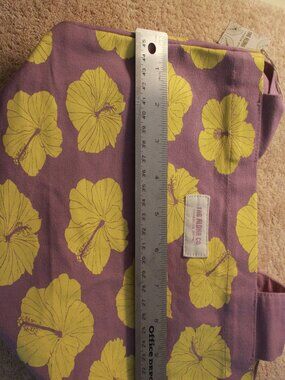 Title: Tag Aloha Co Purple and Yellow Hibiscus Tote